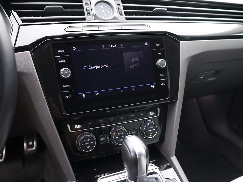 Volkswagen Arteon 2,0 TDi 140kW 4Motion DSG Eleg - fotka 17 z 29