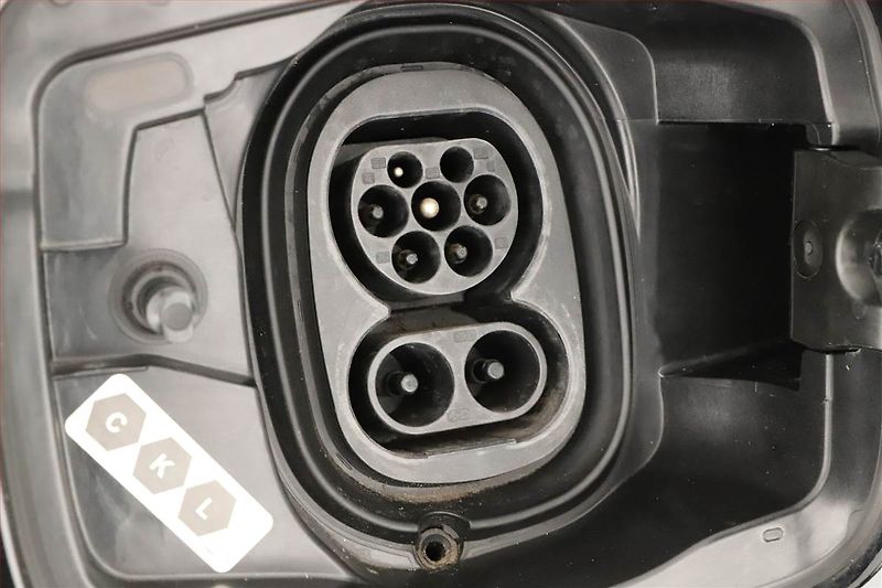 Škoda Enyaq (2022) iV 80x (82 kWh), SoH 83% - fotka 30 z 31