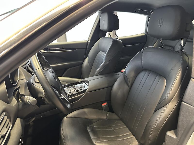 Maserati Levante (2018) Diesel 275HP - fotka 11 z 18