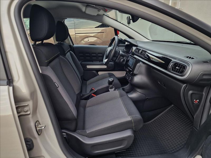 Citroën C3 1.2 PureTech Feel,ČR,1.Maj. - fotka 14 z 47