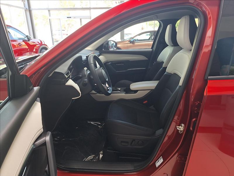 Mazda CX-5 (2026) 2,5 G 141ps 6AT AWD Exclusive- - fotka 4 z 16
