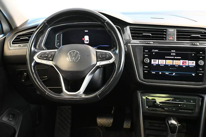Volkswagen Tiguan Allspace (2023) 2.0 DSG LED 7Míst ACC Virtual - fotka 13 z 32
