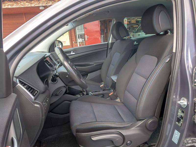 Hyundai Tucson (2016) ČR 1.7D 85KW – 49.550km - fotka 14 z 44