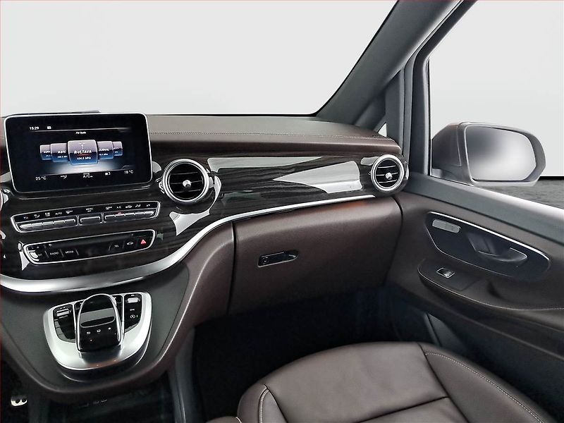 Mercedes-Benz Třídy V (2017) 250 d, ČR, DPH - fotka 8 z 23