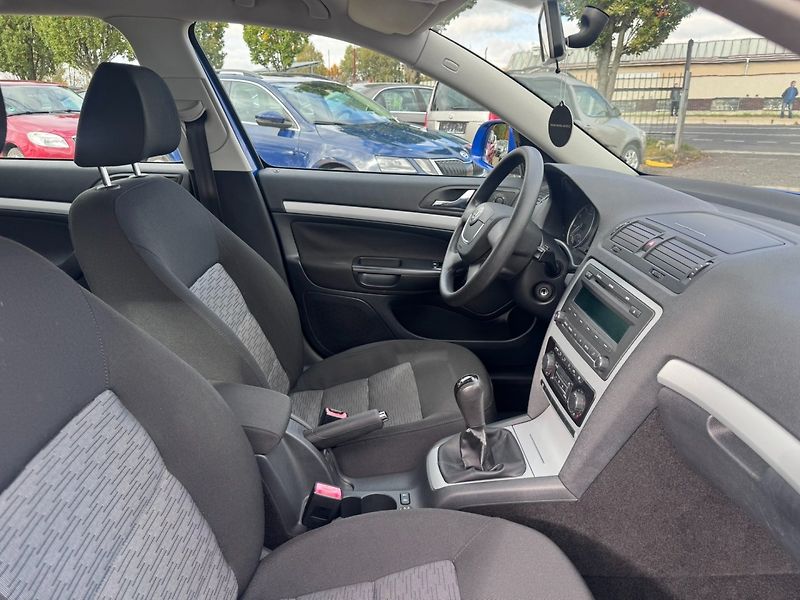 Škoda Octavia (2009) 1,4 TSI 90 KW KOLA KILOMETRY - fotka 34 z 50
