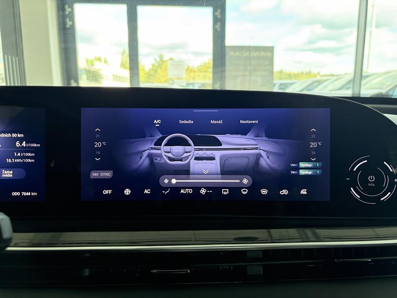 Omoda 9 (2025) Omoda 9 PHEV Premium  - fotka 17 z 28