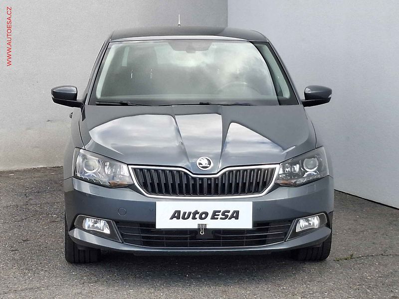 Škoda Fabia (2017) 1.2 TSi, Drive, DSG, +kola - fotka 2 z 21