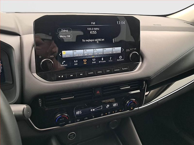Nissan Qashqai (2021) N-Connecta 1.3 DIG-T - fotka 12 z 21