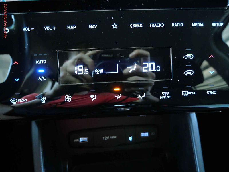 Hyundai Tucson (2022) 1.6T-GDi, 2.maj,ČR, servis - fotka 20 z 24