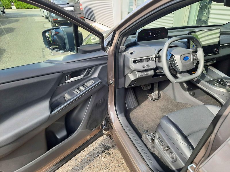 Subaru E-Outback (2026) Executive 75 kWh AWD 280 kW - fotka 7 z 52