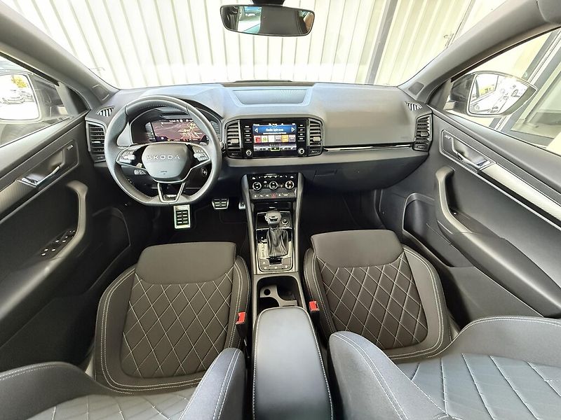 Škoda Karoq DSG 1,5TSi 110kW SportLine - fotka 10 z 24