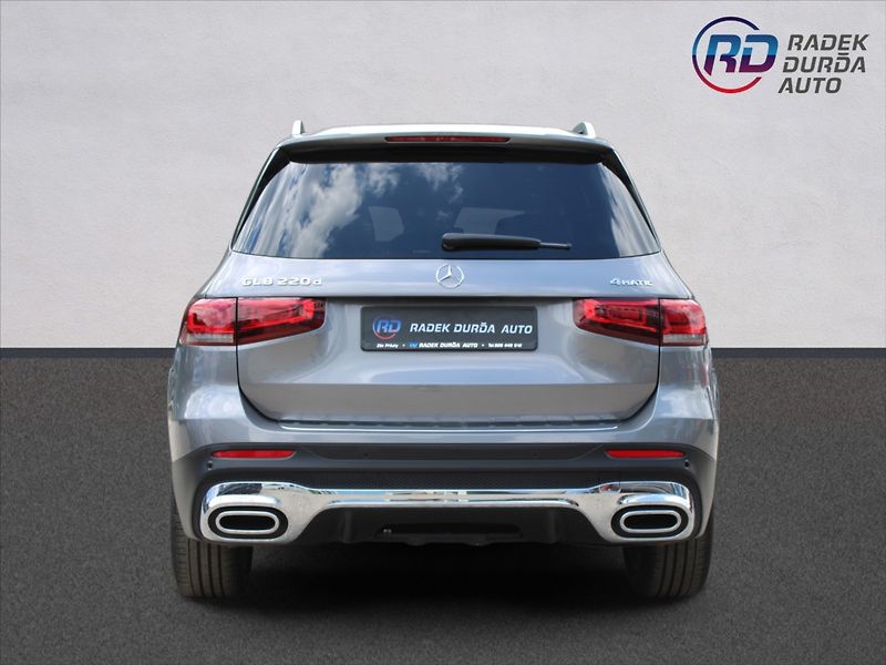Mercedes-Benz GLB 2,0 220D  ČR,4MATIC,A/T,AMG - fotka 6 z 39
