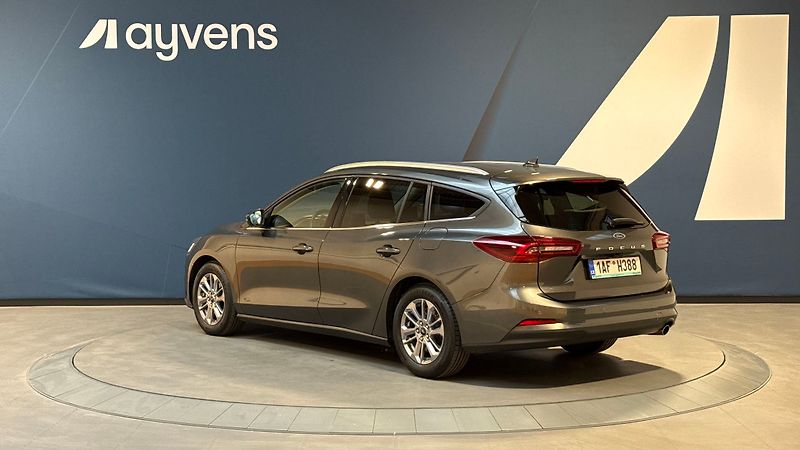Ford Focus 1.0 EcoBoost mHEV 114kW Titani - fotka 3 z 13