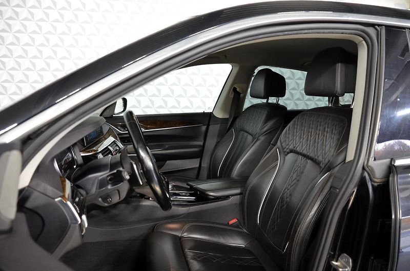 BMW Řada 6 (2018) 640d GT XDRIVE Luxury - fotka 10 z 28