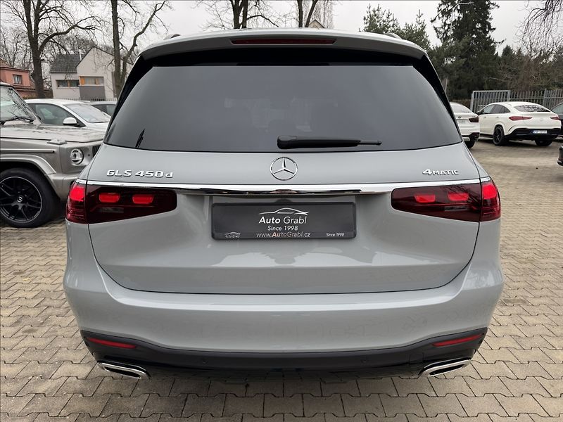 Mercedes-Benz GLS 450d AMG 4Matic - fotka 6 z 40