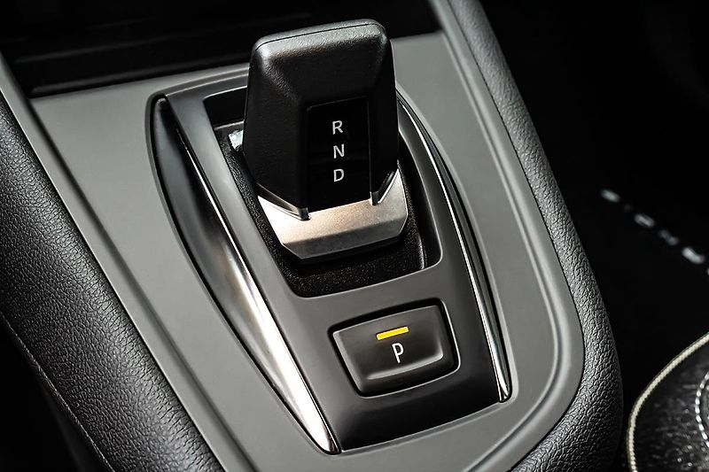 Mitsubishi Grandis (2026) 1,3 DI-T DCT  Intense+ - fotka 20 z 24