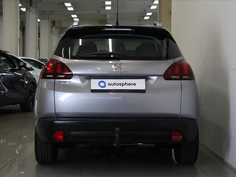 Peugeot 2008 1,2 PT 81kW 62tkm. 1.maj.ČR - fotka 5 z 18