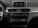BMW X1 sDrive18i - náhled 14
