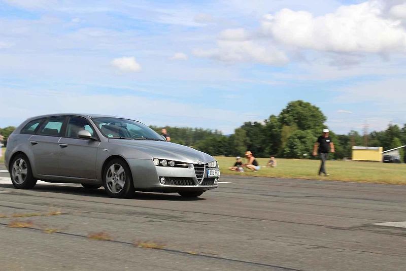 Nultý ročník srazu vozů Alfa Romeo v Jihočeském kraji.