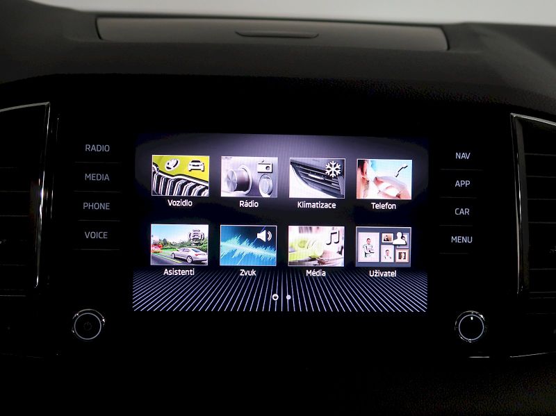 Škoda Karoq (2020) STYLE 1.5TSI 110KW DSG NAVI TA - fotka 20 z 37