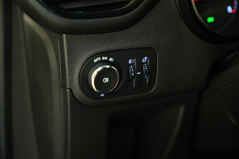 Opel Crossland X - fotka 13 z 27