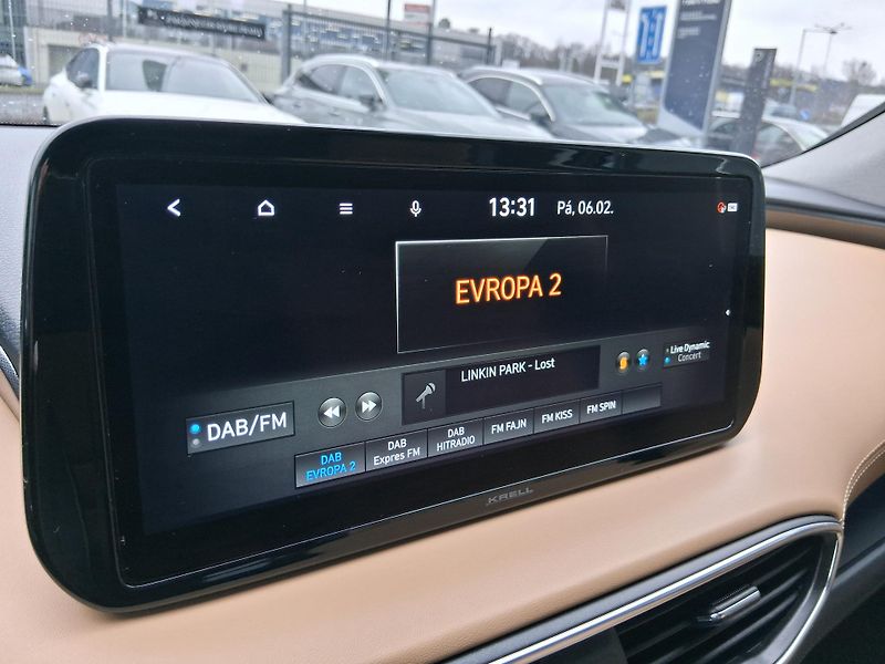 Hyundai Santa Fe LUXURY 2.2 CRDi 4x4 148 kW - fotka 17 z 38
