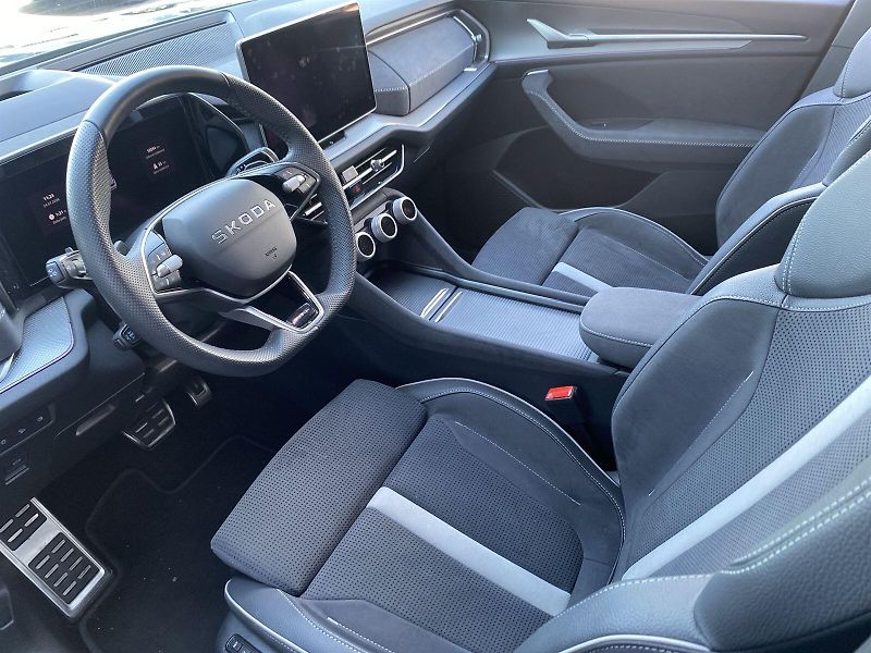 Škoda Kodiaq (2025) 2.0 TDI 4x4 DSG SportLine - fotka 8 z 39