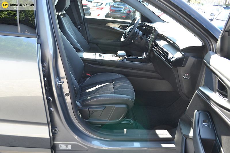 Renault Austral TECHNO MHEV 160 AUTO - fotka 11 z 51