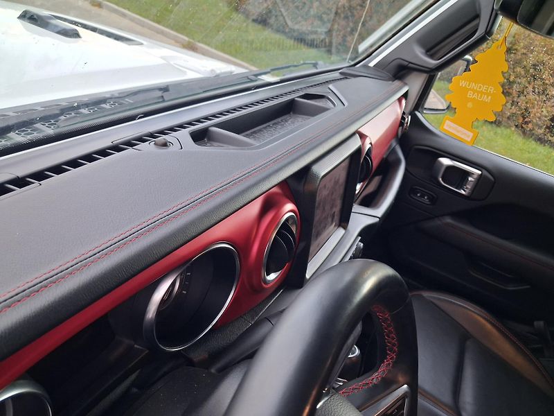 Jeep Wrangler (2021) Rubicon, 1. majitel, ČR - fotka 28 z 62