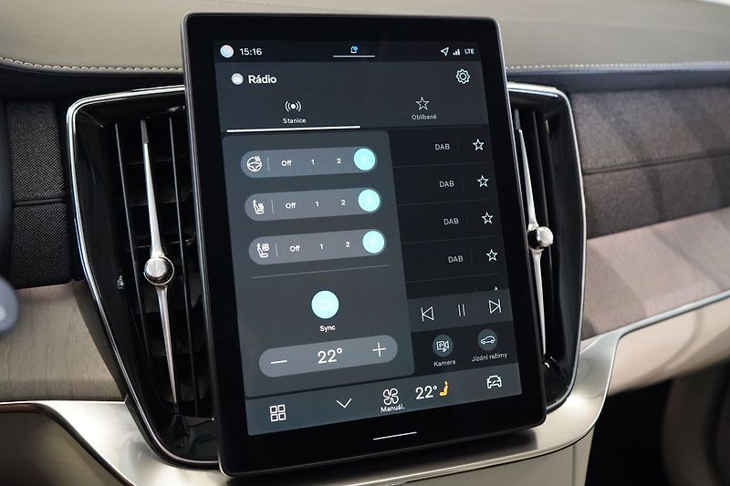 Volvo XC90 B5 PLUS Dark, Vzduch, 360° - fotka 34 z 53