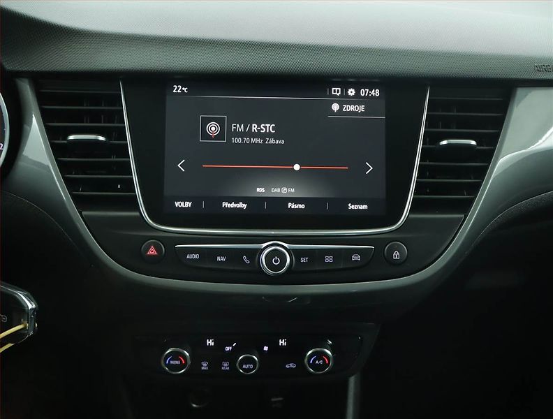 Opel Crossland X (2023) Elegance 1.2 Turbo, Automat - fotka 12 z 17