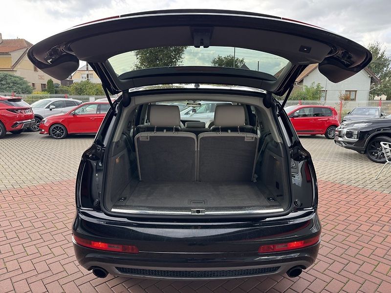 Audi Q7 (2012) 3.0TDi S-Line Vzduch Panorama - fotka 25 z 50
