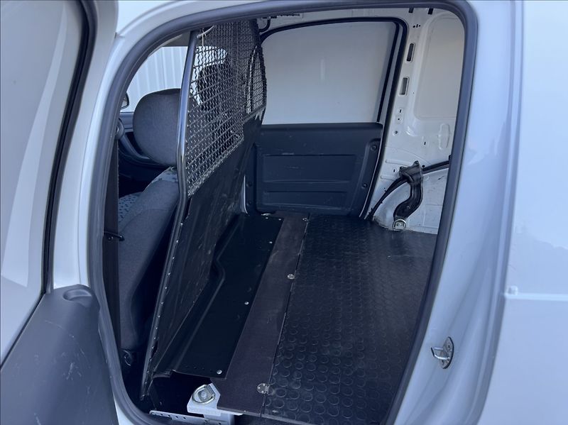 Škoda Praktik 1,2 TSI 63kW DPH 1.maj původČR - fotka 18 z 46