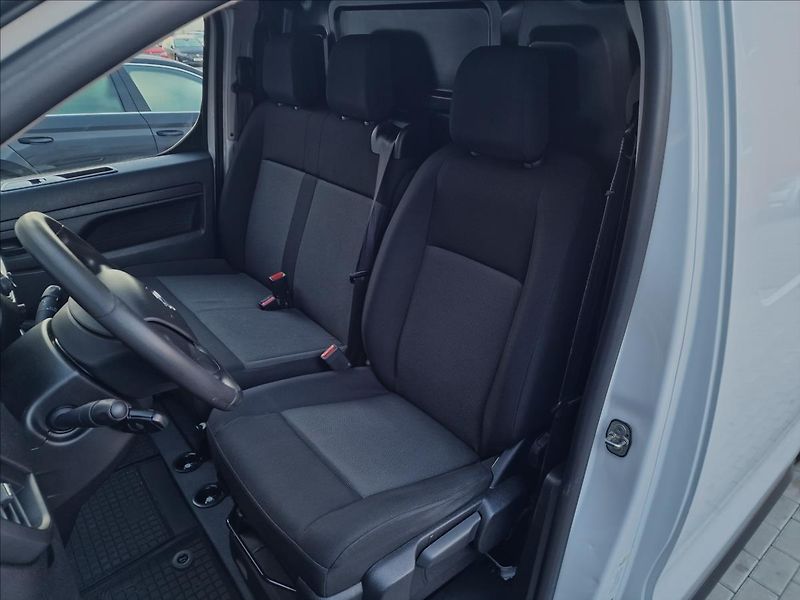 Opel Vivaro 1.5CDTI 88kW, původ ČR,1.Maj. - fotka 35 z 47