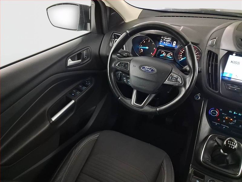 Ford Kuga (2017) 1.5 TDCi, Tempomat - fotka 7 z 21