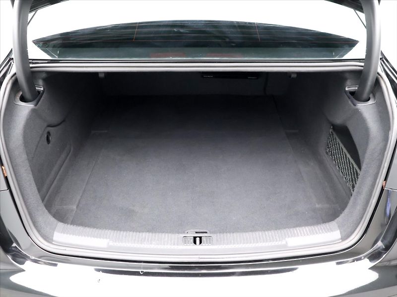 Audi A6 3,0 TDI 240kW quattro S-line C - fotka 10 z 36