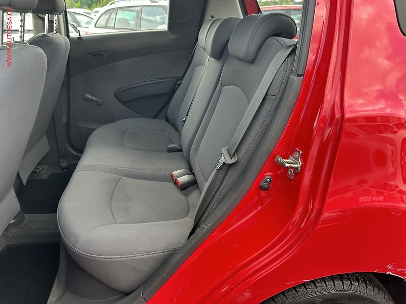 Chevrolet Spark (2012) 1.0i, ČR - fotka 10 z 16