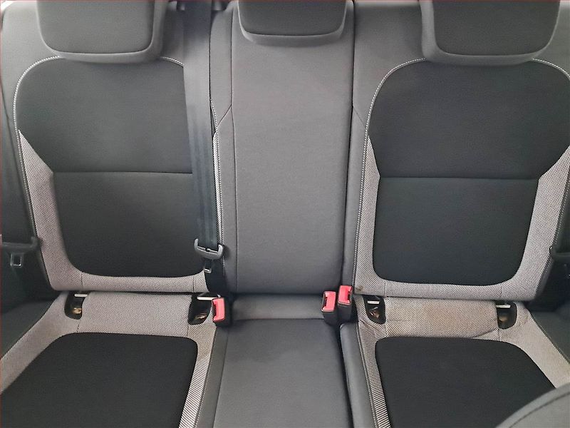 Škoda Fabia (2015) 1.4 TDI, ČR,1.maj, Tempomat - fotka 10 z 16