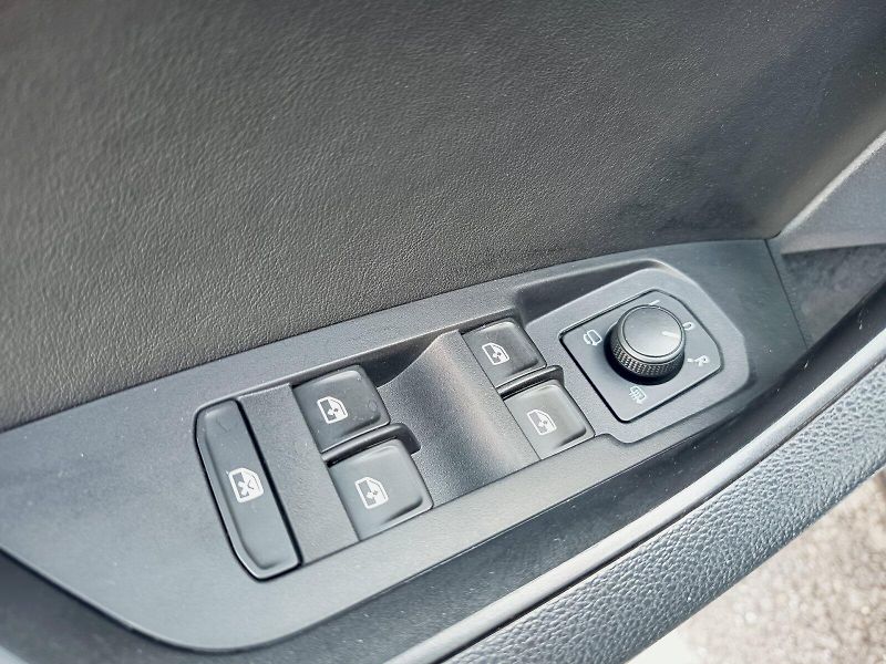 Škoda Kodiaq (2022) 2.0 TSI 140kW Style Plus 7míst - fotka 11 z 35