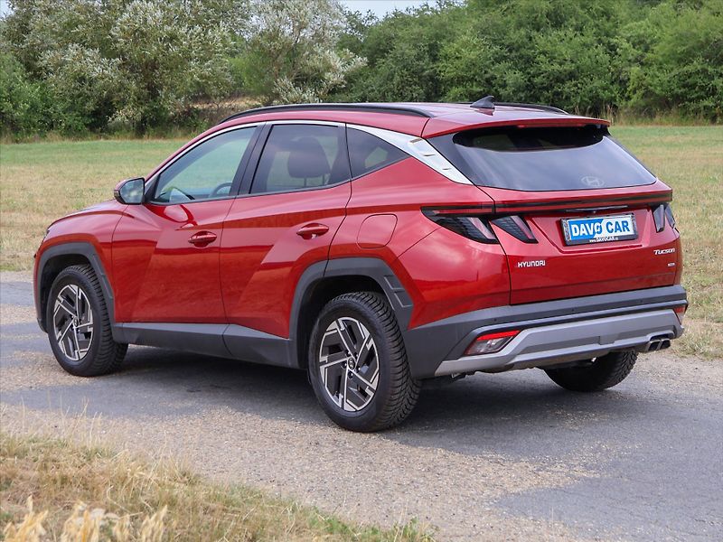 Hyundai Tucson 1,6 T-GDI 117kW AWD Style DPH - fotka 5 z 31
