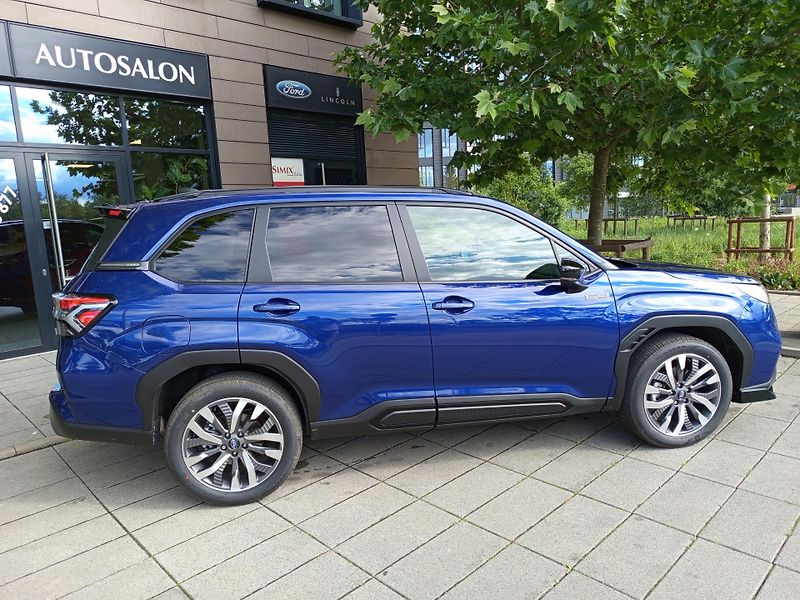 Subaru Forester (2026) Hybrid Premium e-Boxer - fotka 2 z 14