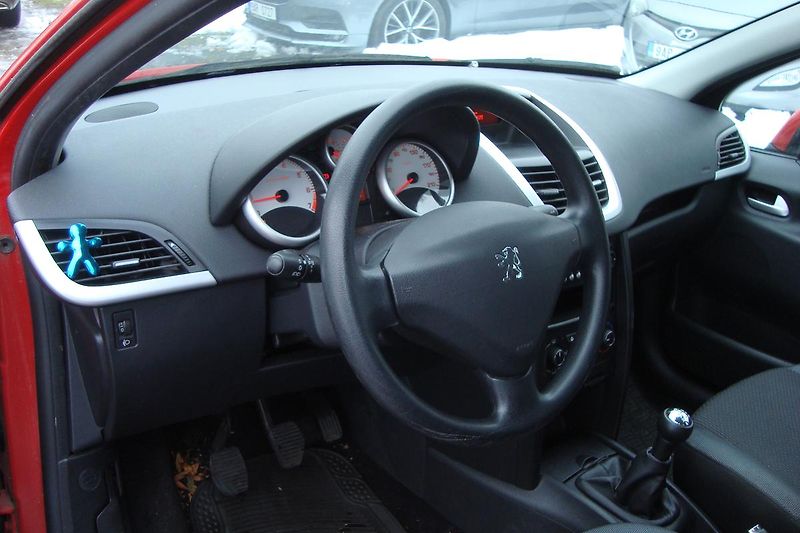 Peugeot 207 (2010) 1.4i, Zakoup.v ČR, Naj.70 Tis. - fotka 25 z 52