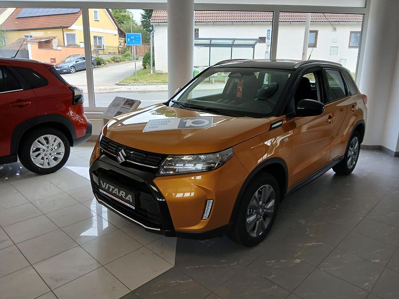 Suzuki Vitara (2026) 1,4 BJ Premium Hybrid - fotka 2 z 6