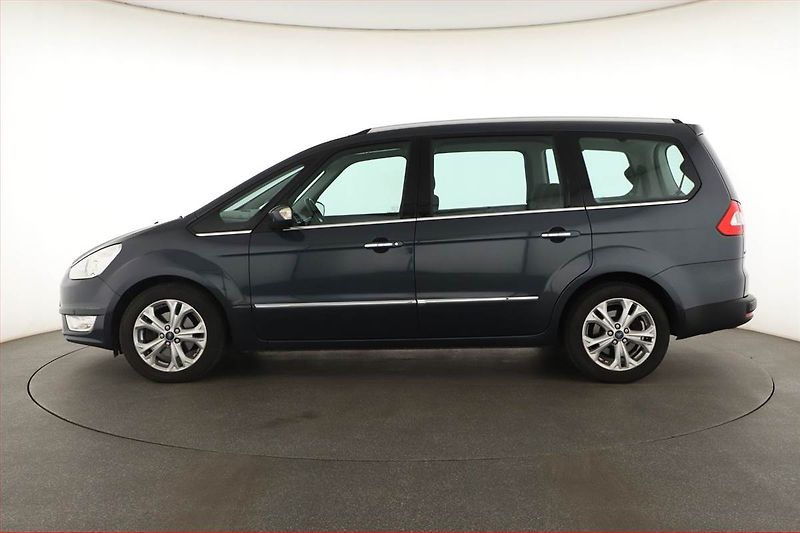 Ford Galaxy (2011) 2.0 TDCi, Automat, 7 míst - fotka 3 z 15