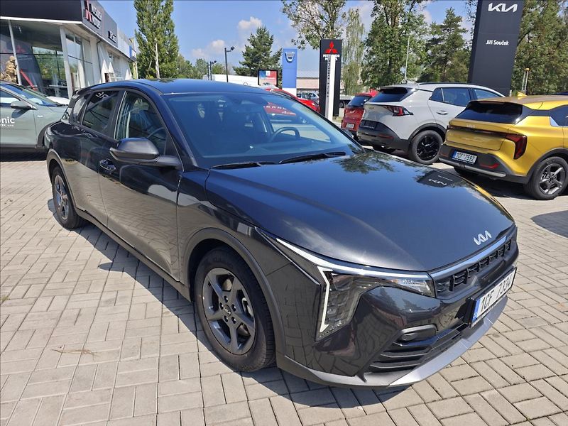 Kia K4 1,0 T-GDI  Exclusive - fotka 8 z 19