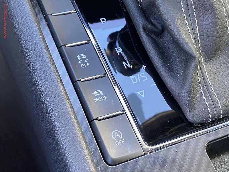 Škoda Superb (2021) 2.0TDi 4x4, DSG, LED, ACC - fotka 15 z 21