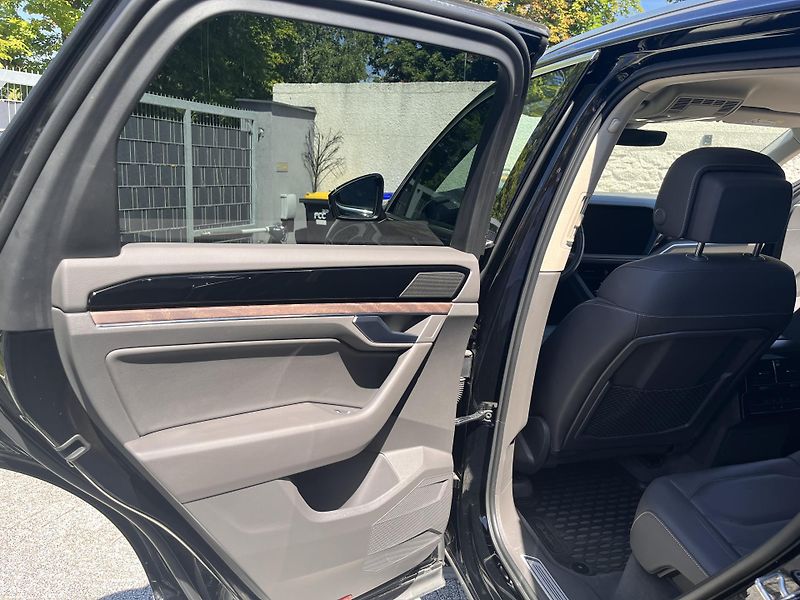 Volkswagen Touareg (2019) Volkswagen Touareg Atmosphere  - fotka 7 z 11