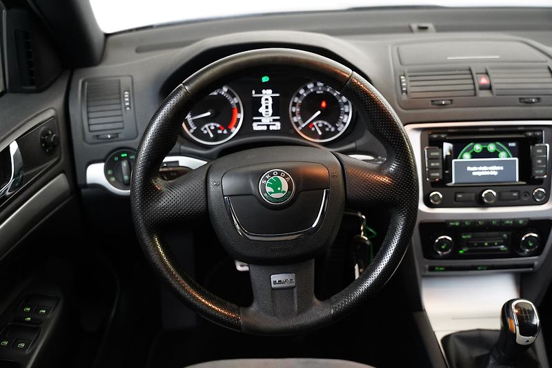 Škoda Octavia - fotka 16 z 24