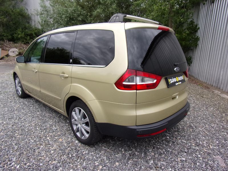 Ford Galaxy (2007) 2.0TDCi 103kW GHIA 7MÍST PANOR - fotka 7 z 25