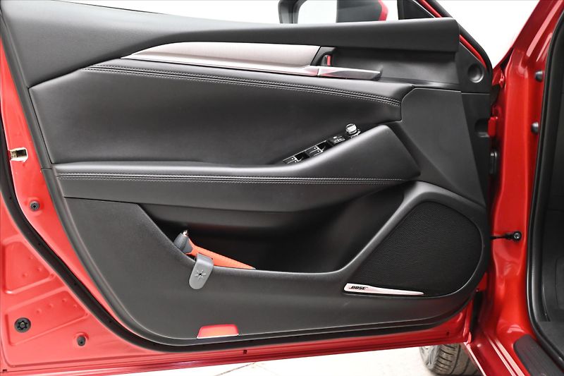 Mazda 6 2,0 SkyActiv-G 121 kW Záruka a - fotka 24 z 30